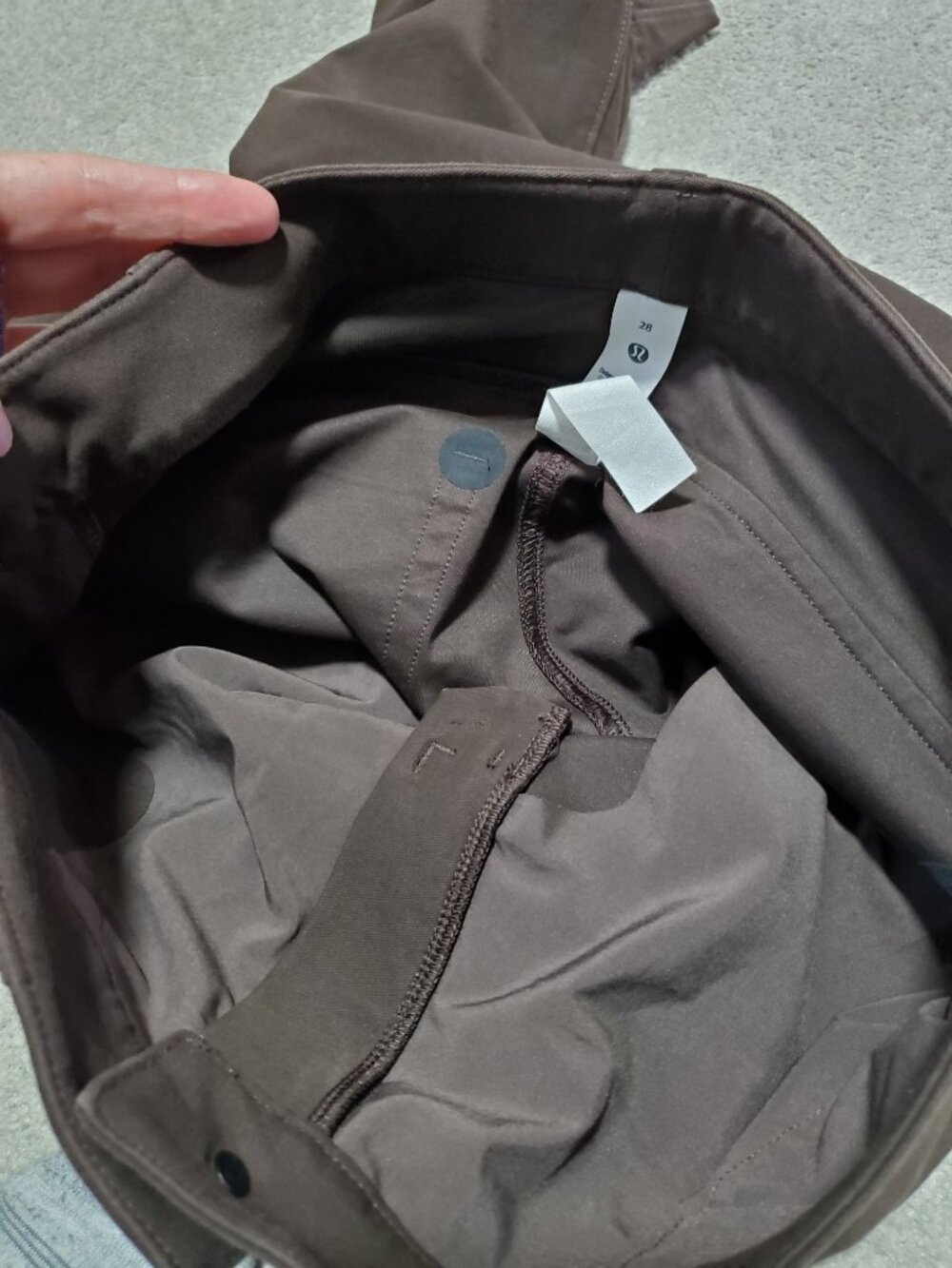 LULULEMON City Sleek Hi-Rise 27" Barrel-Leg Pant Espresso Sz 28 Light Utilitech - Picture 6 of 14